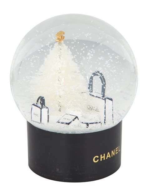 chanel snowglobe hudson bay|Christmas Decor .